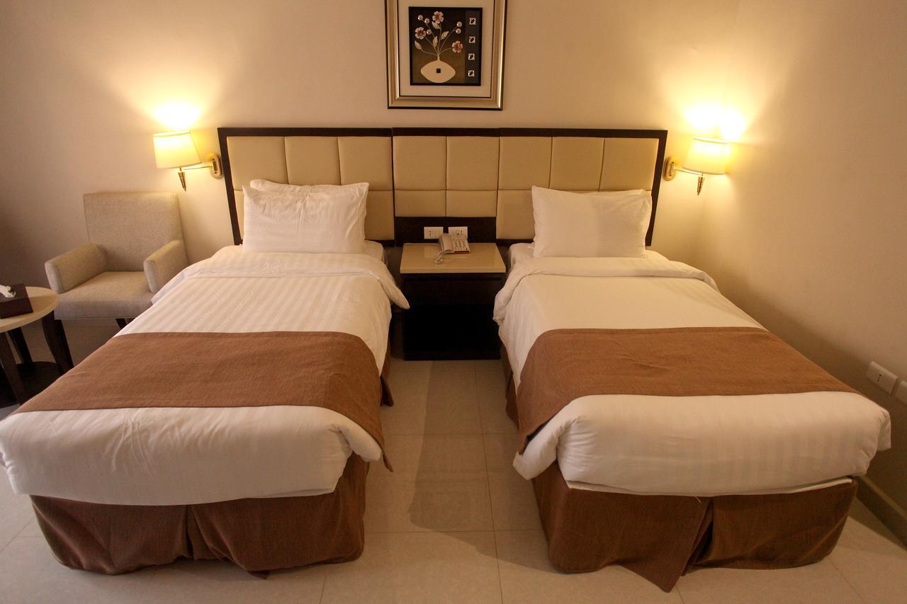Grand East Hotel - Resort & Spa Dead Sea Sweimeh Ngoại thất bức ảnh